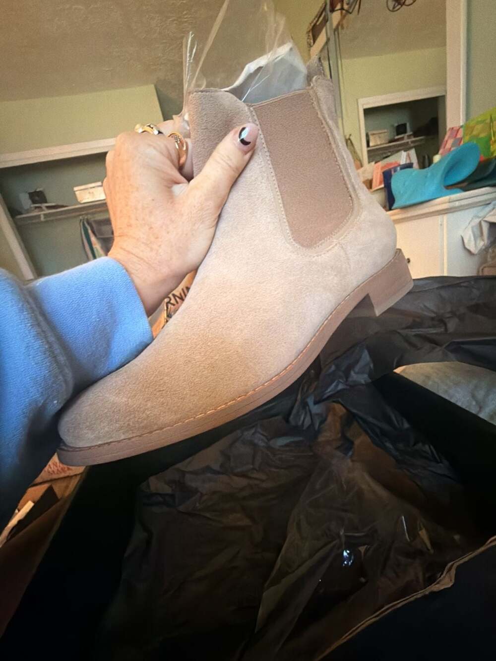 Women's Duchess Chelsea Boot in Honey Peach Suede